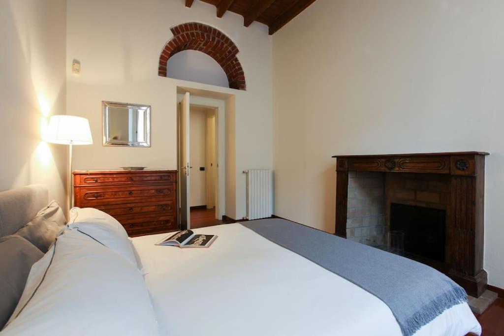 HACCA Collection - Corso Magenta, unique and charming 2BR apartment