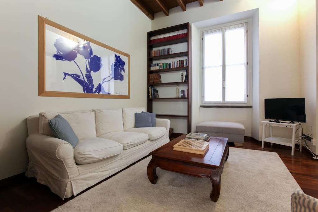 HACCA Collection - Corso Magenta, unique and charming 2BR apartment
