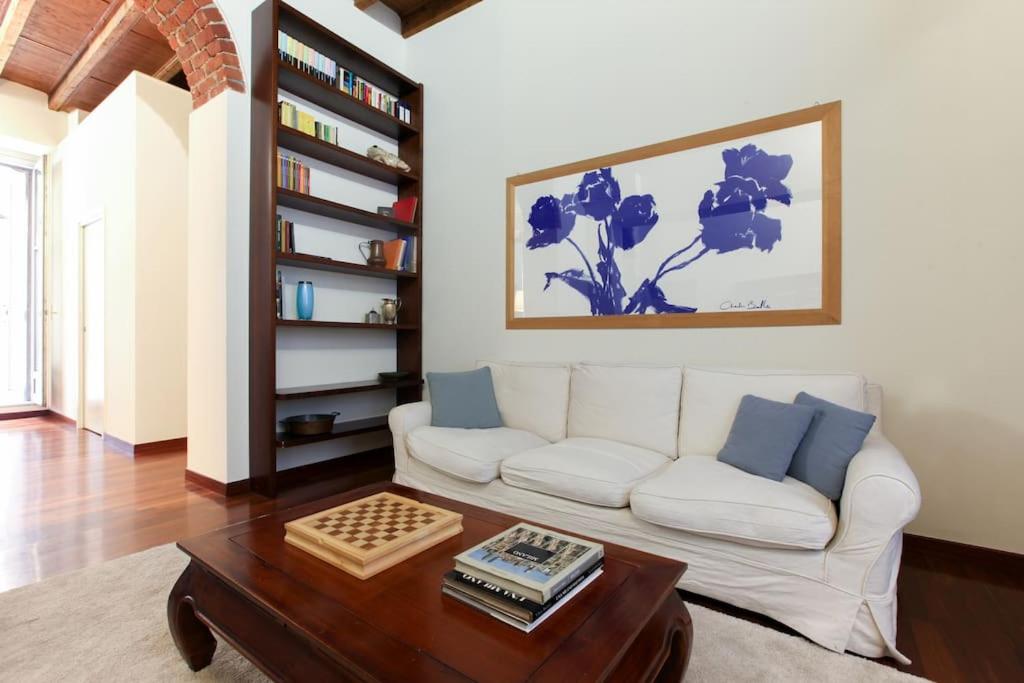 HACCA Collection - Corso Magenta, unique and charming 2BR apartment