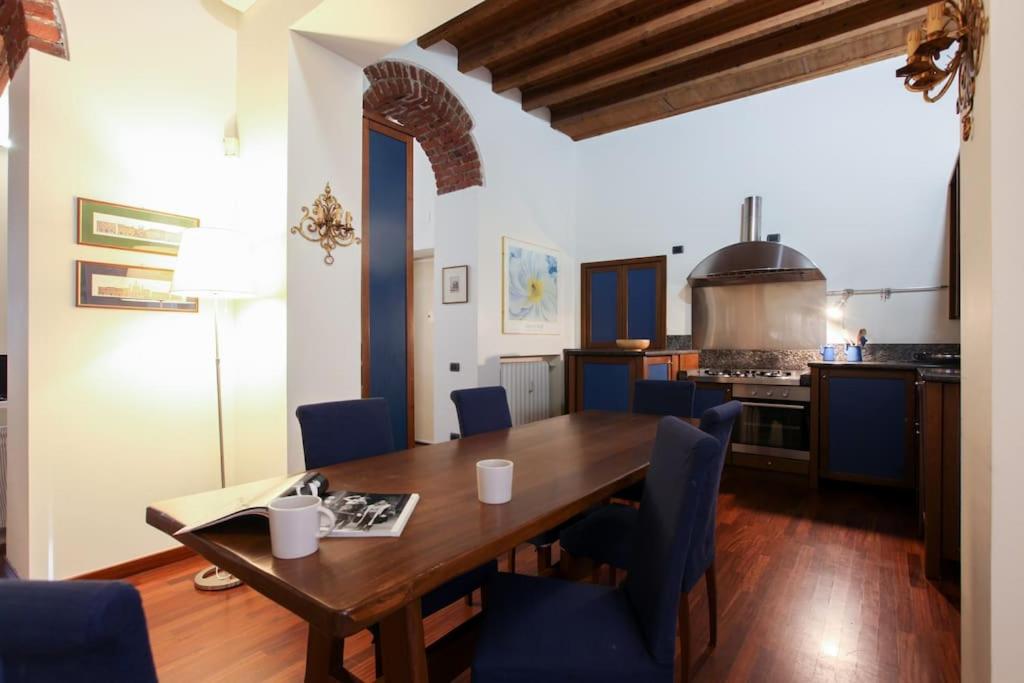 HACCA Collection - Corso Magenta, unique and charming 2BR apartment