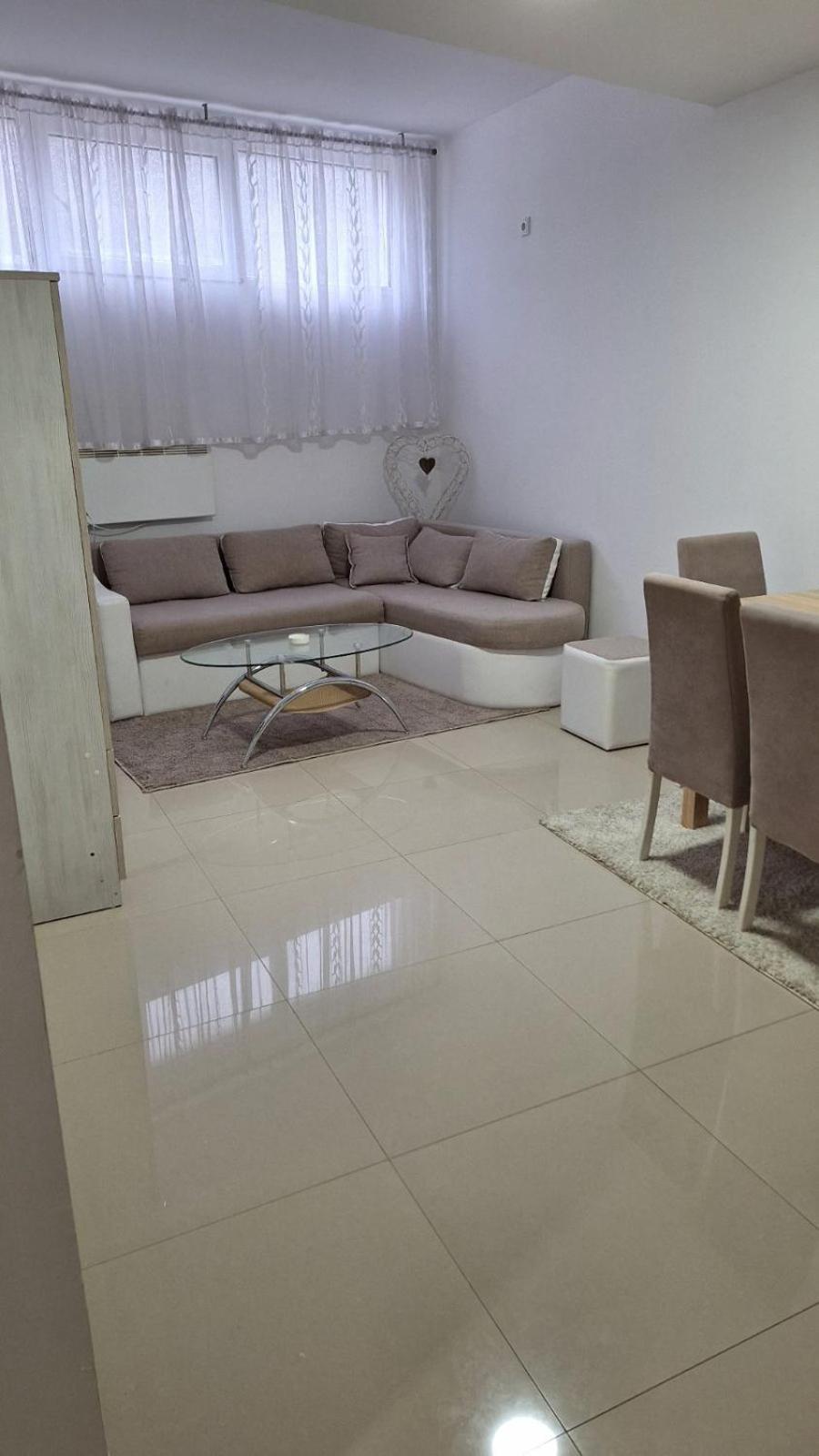 Apartman 5