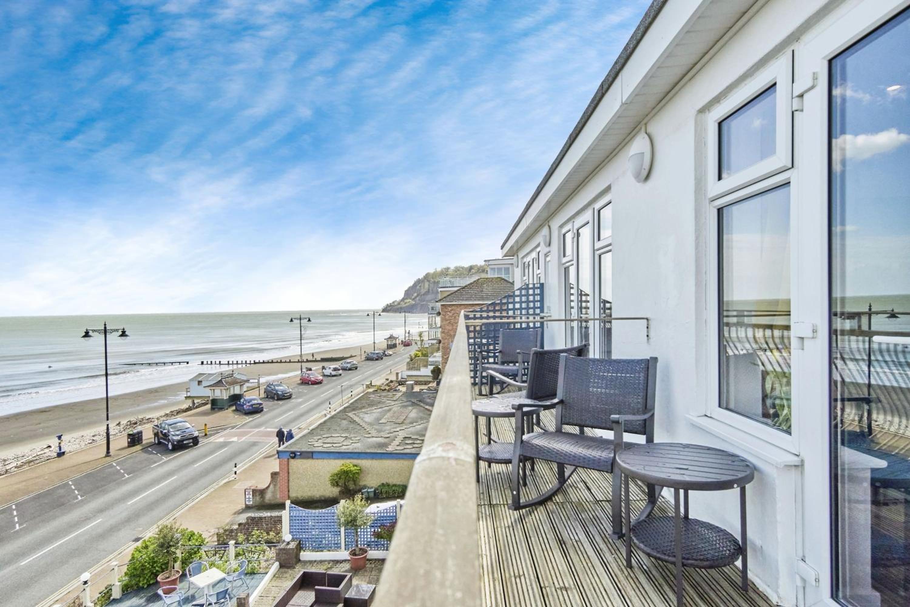 Duver at the Aqua view 2