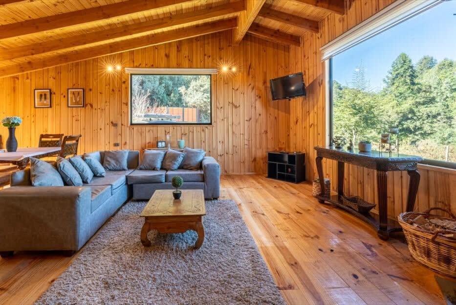 Villarrica Cabin 2BR with Fireplace and terrace