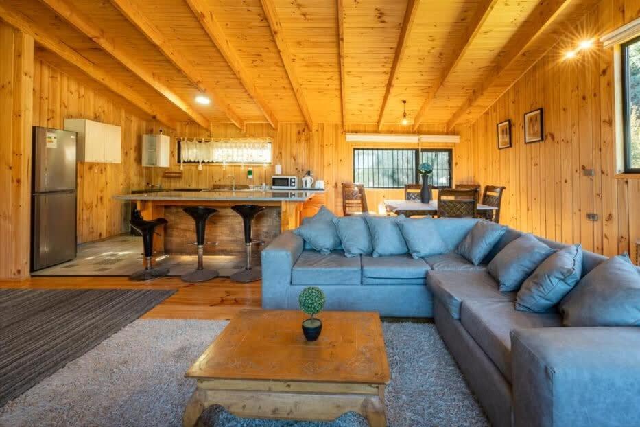 Villarrica Cabin 2BR with Fireplace and terrace