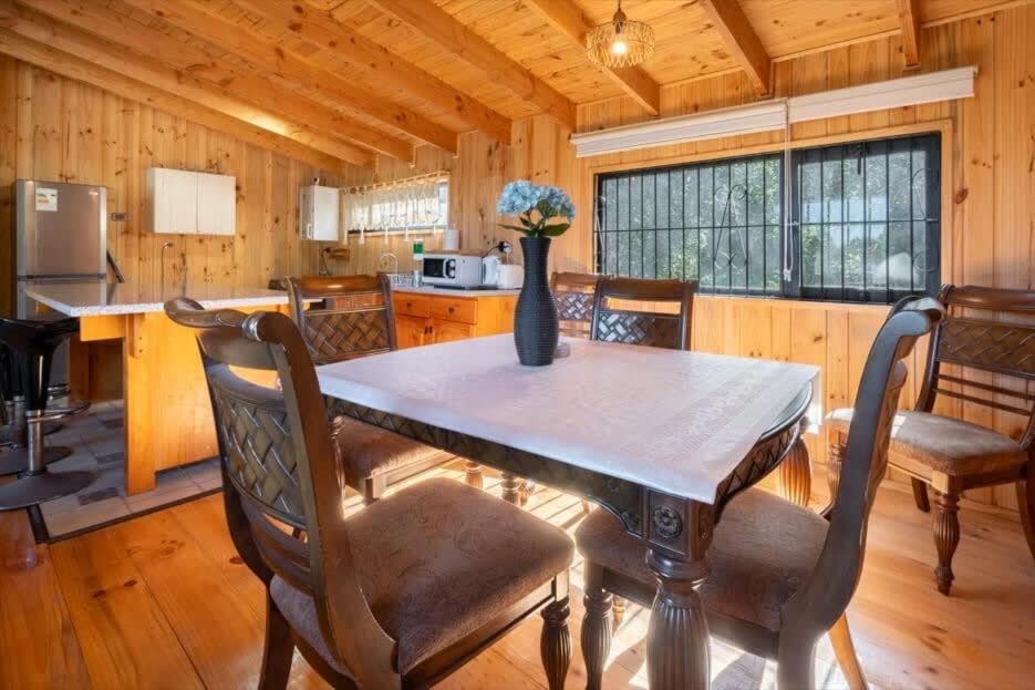 Villarrica Cabin 2BR with Fireplace and terrace