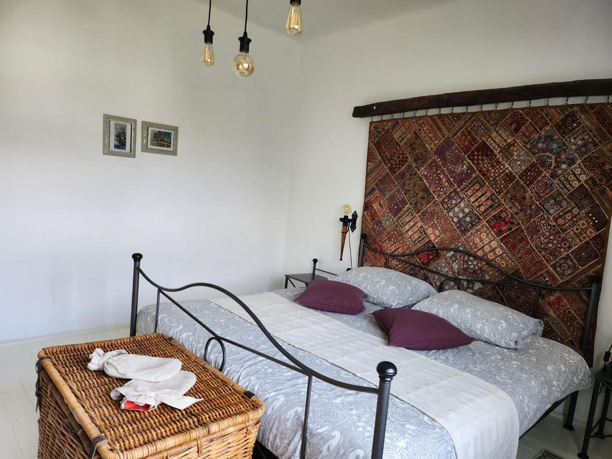 Moongardenhouse