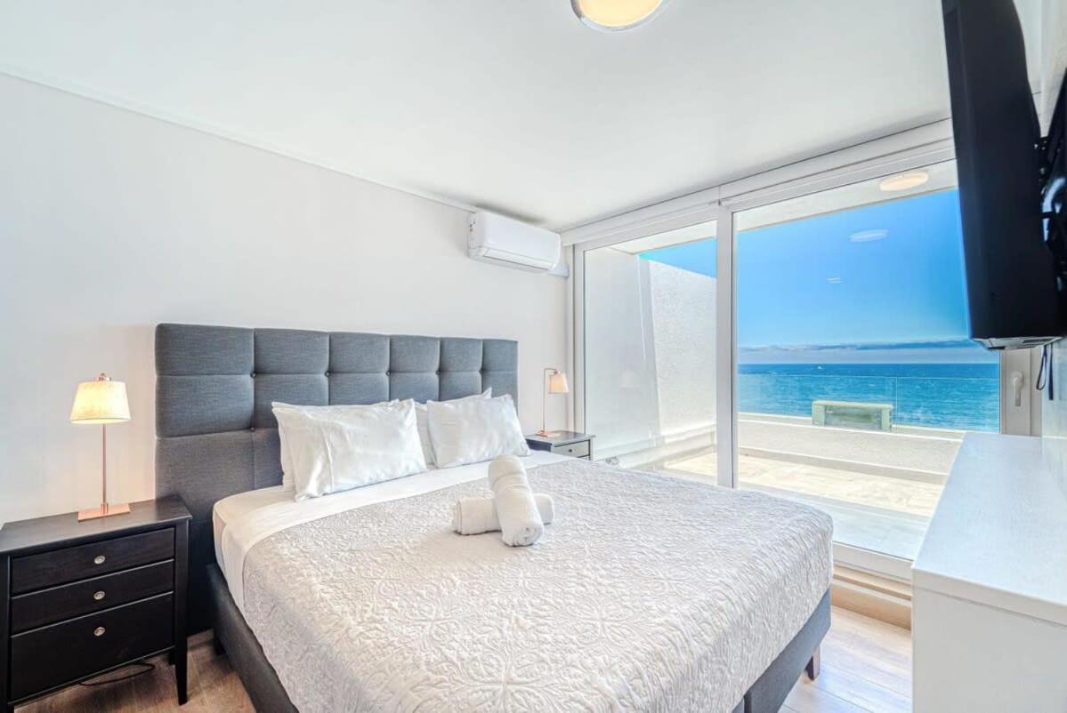 Infinite Coast 2BR with pool & free parking