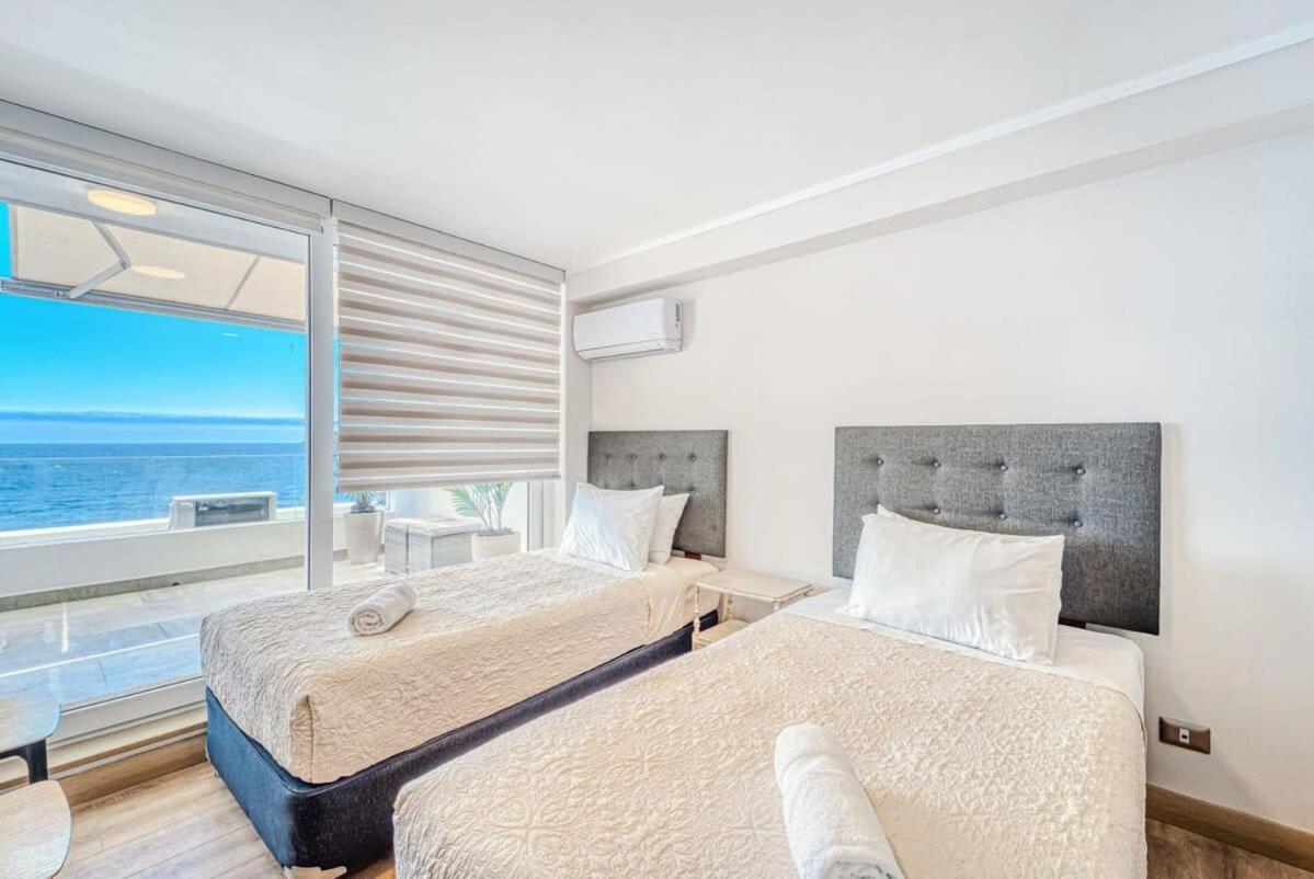 Infinite Coast 2BR with pool & free parking