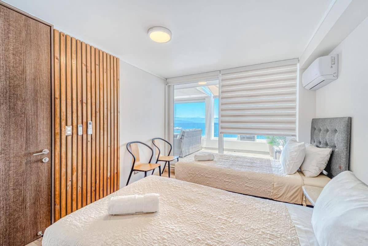 Infinite Coast 2BR with pool & free parking