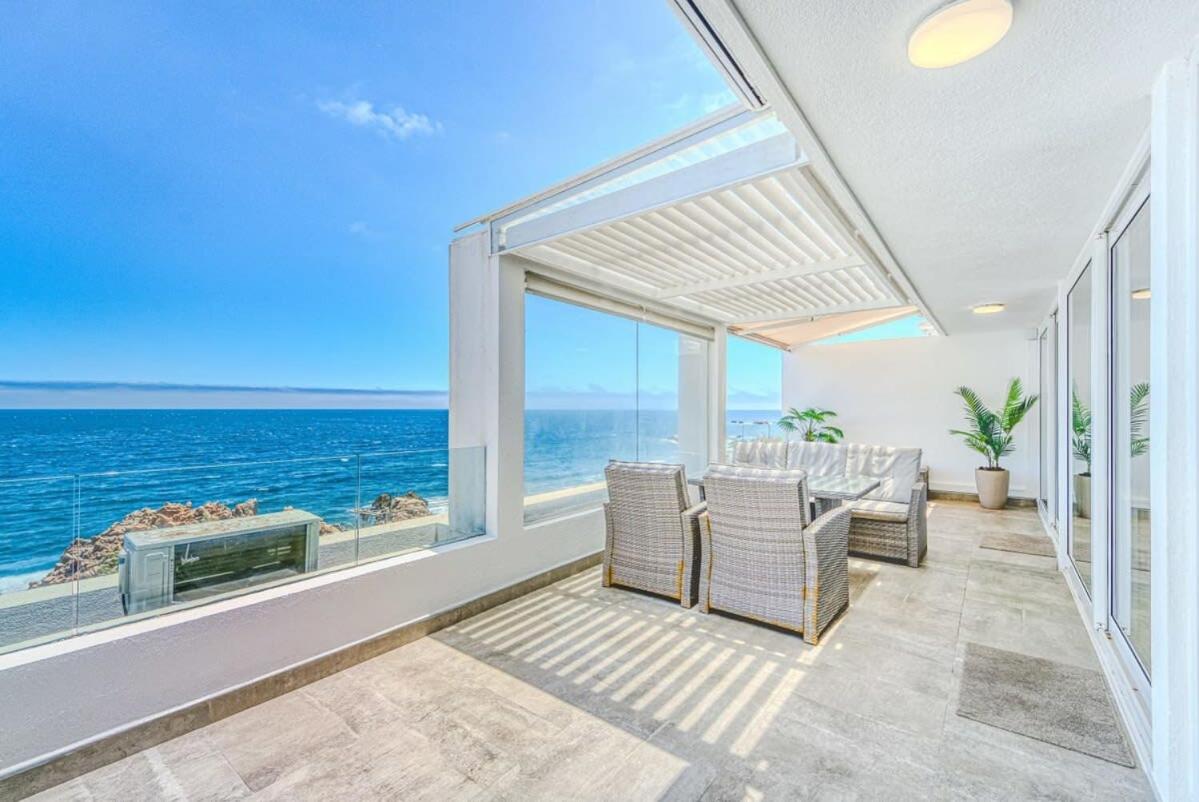 Infinite Coast 2BR with pool & free parking