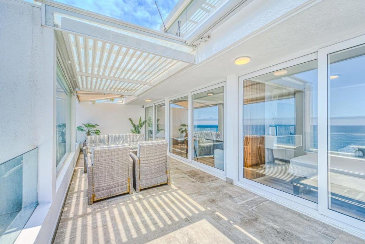 Infinite Coast 2BR with pool & free parking