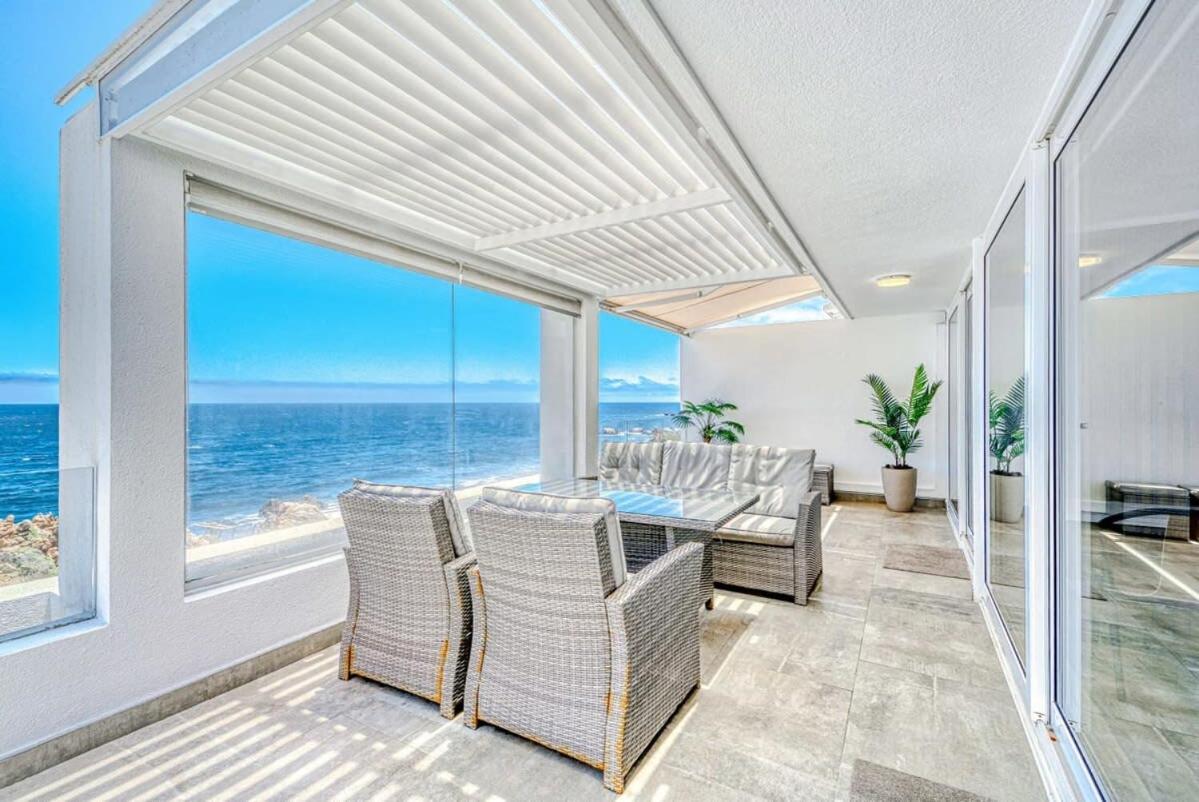Infinite Coast 2BR with pool & free parking