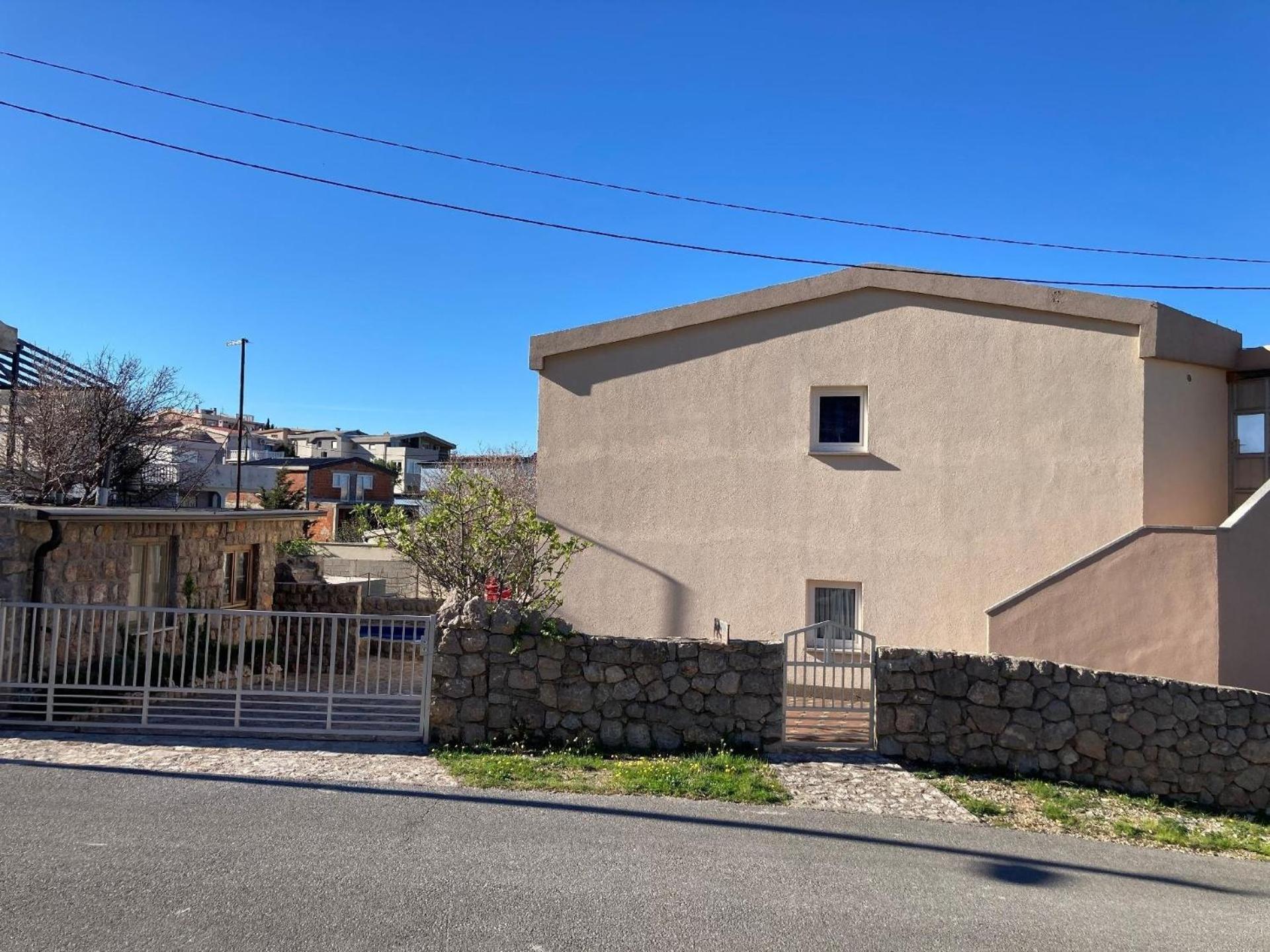 Ferienhaus mit Pool für bis zwölf Personen und 200m vom Meer view 3
