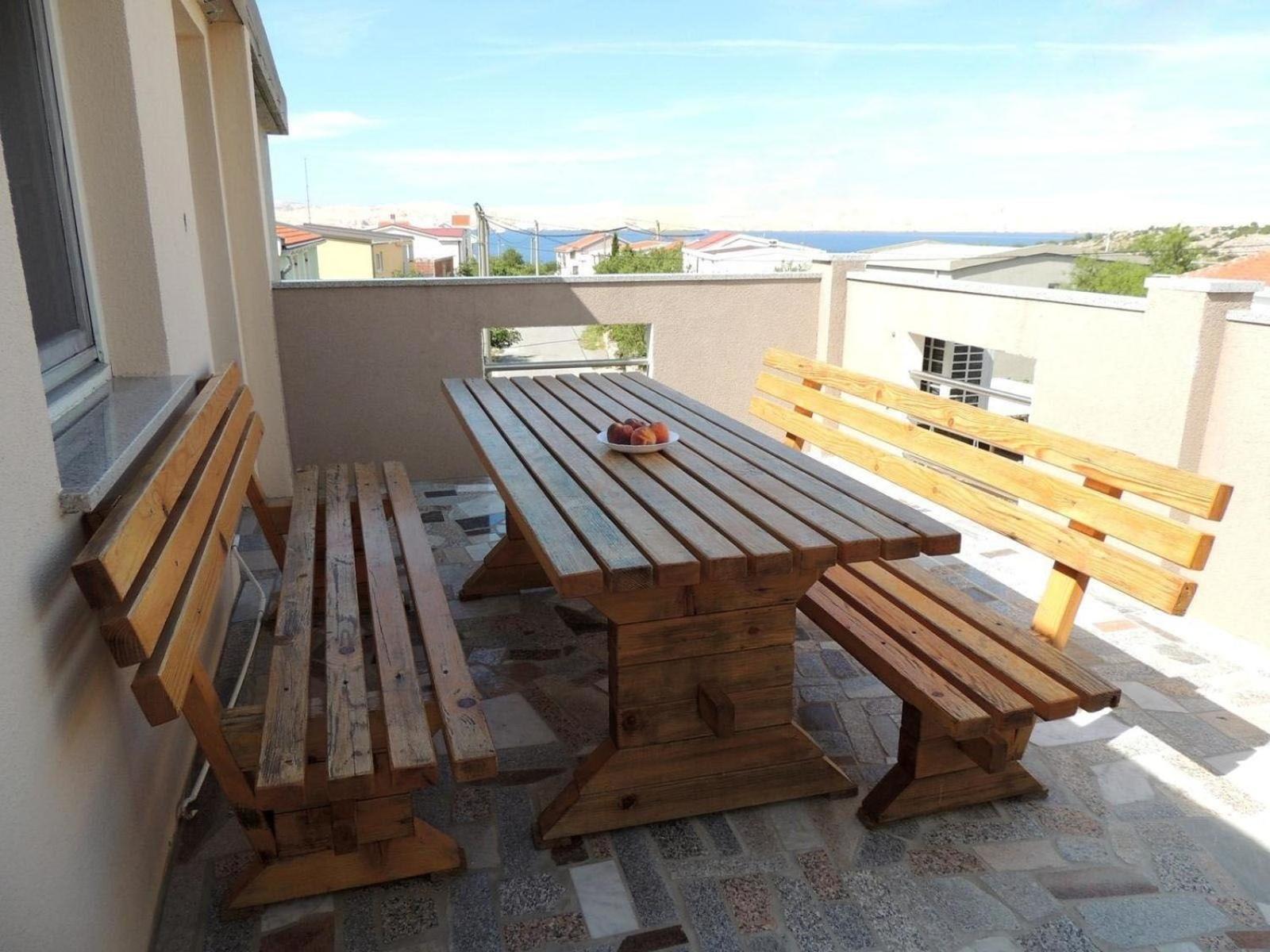 Ferienhaus mit Pool für bis zwölf Personen und 200m vom Meer view 4