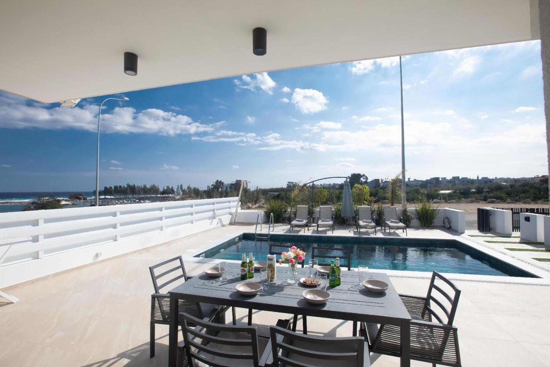 Ferienhaus mit Privatpool für 6 Personen ca 135 qm in Paralimni, Südküste von Zypern