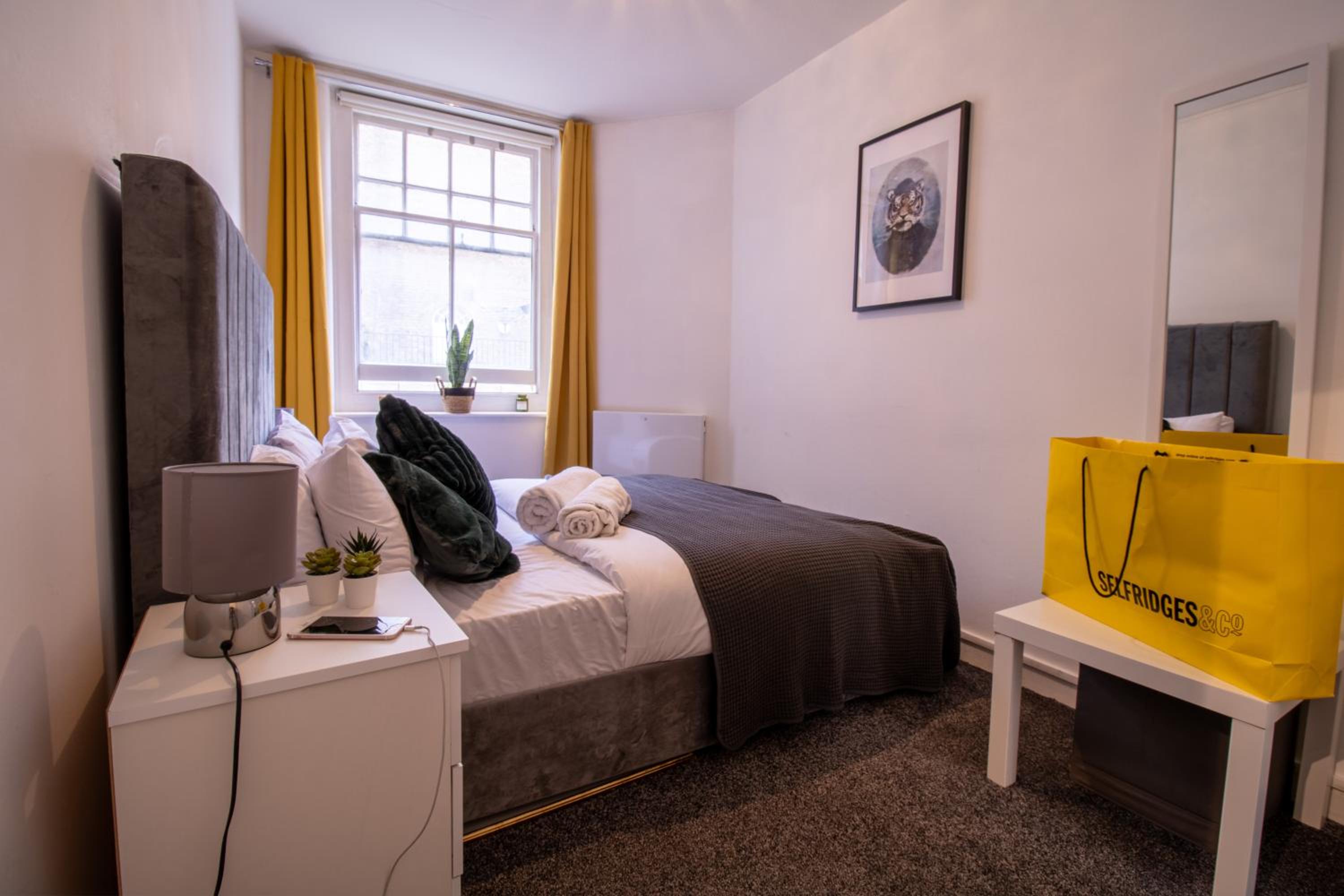 Chic Urban Retreat 1 Bedroom Gem in Covent Garden 3AB