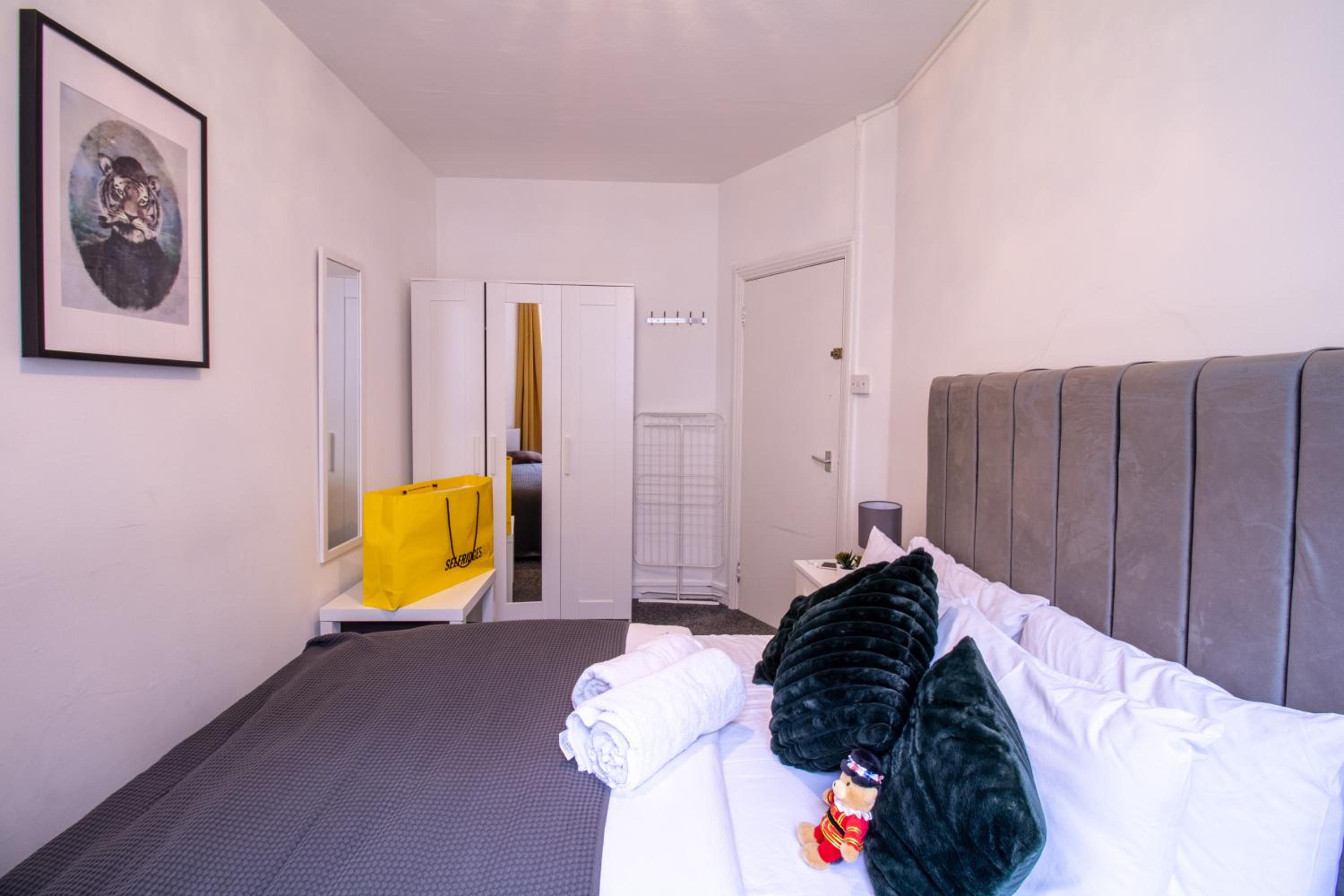 Chic Urban Retreat 1 Bedroom Gem in Covent Garden 3AB