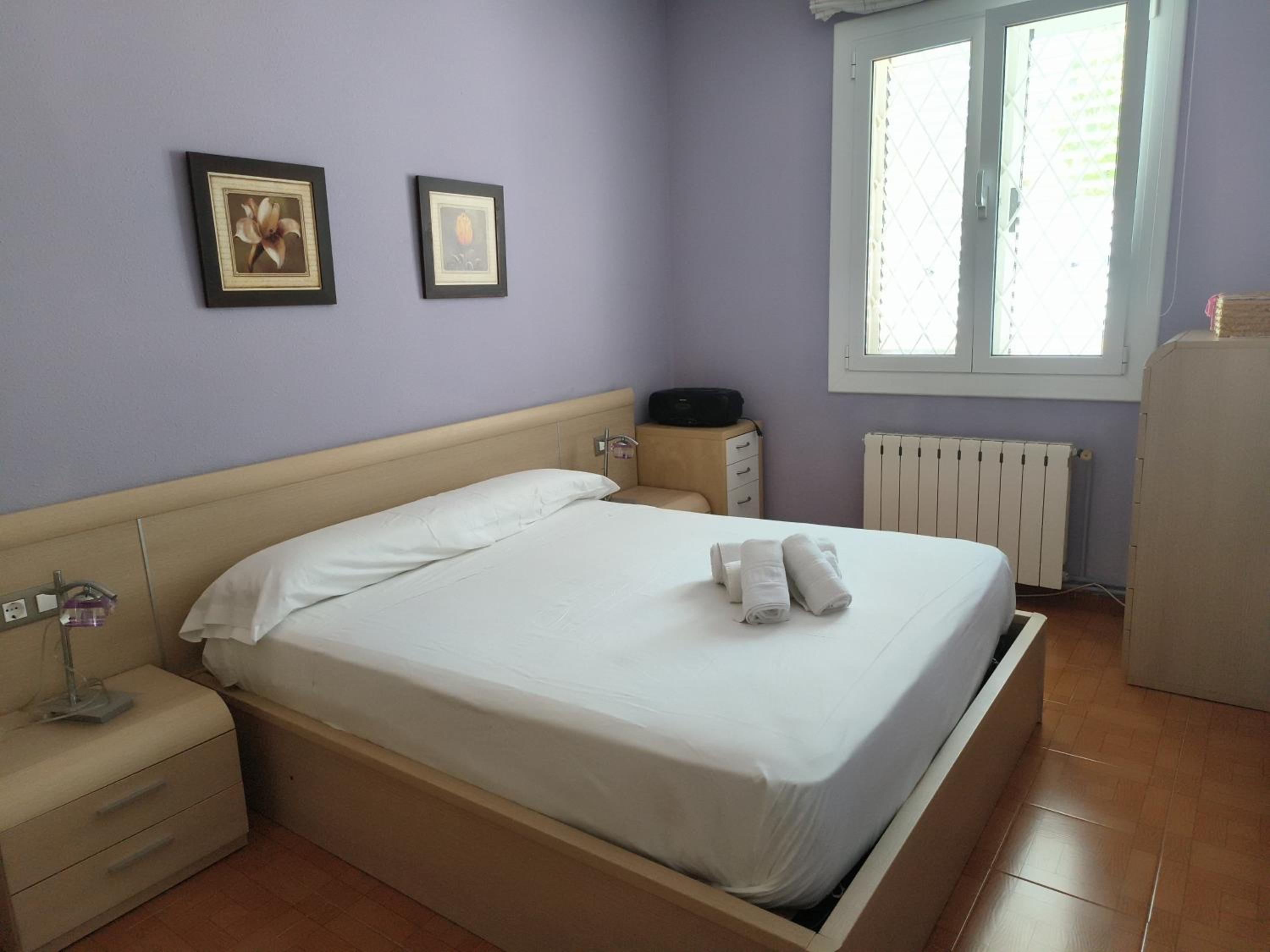 Villa de una planta con piscina ideal familias