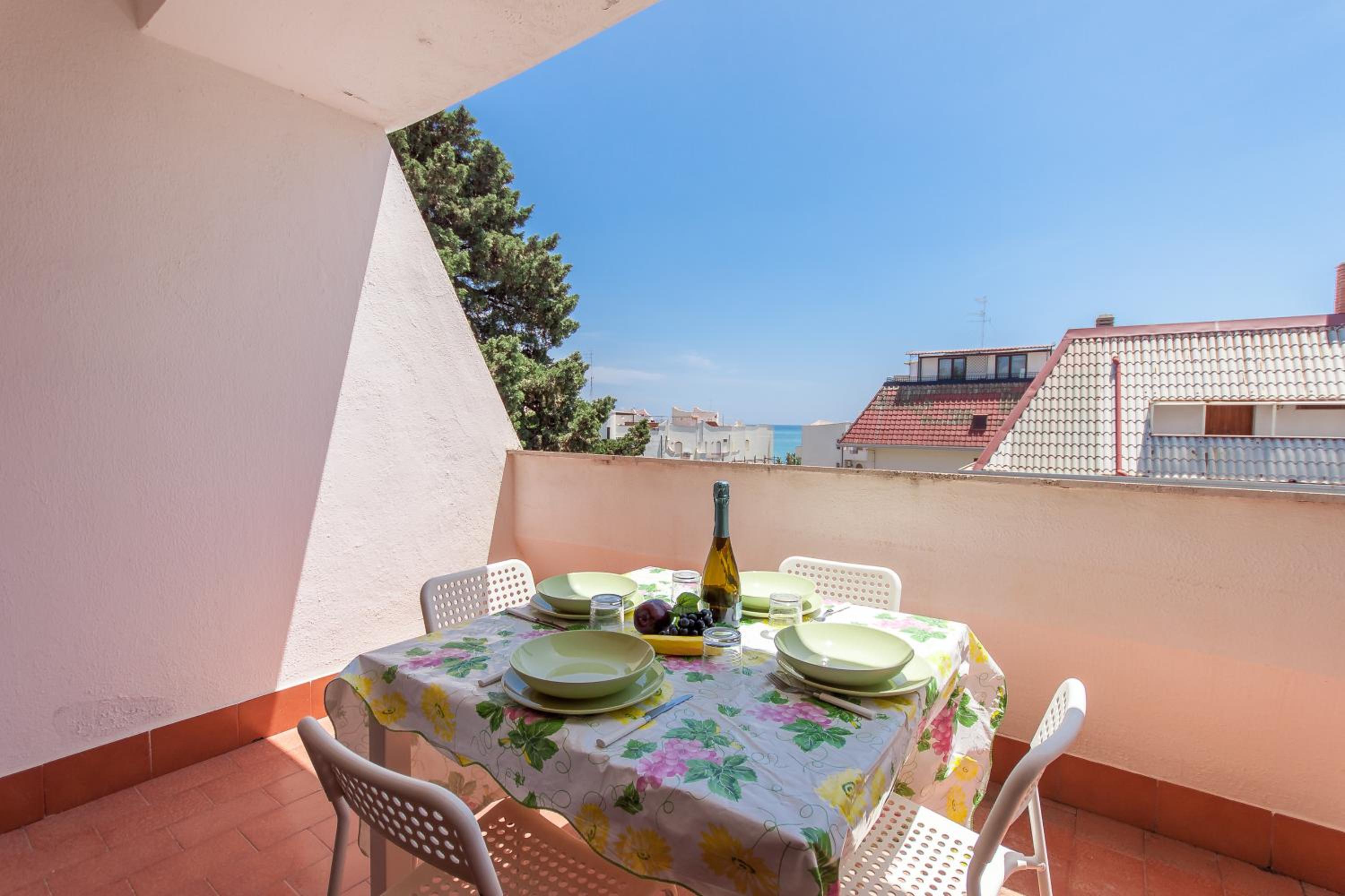 Baia Degli Dei Bilo Close To Taormina and Trilo Close To Taormina- Happy Rentals photo 3