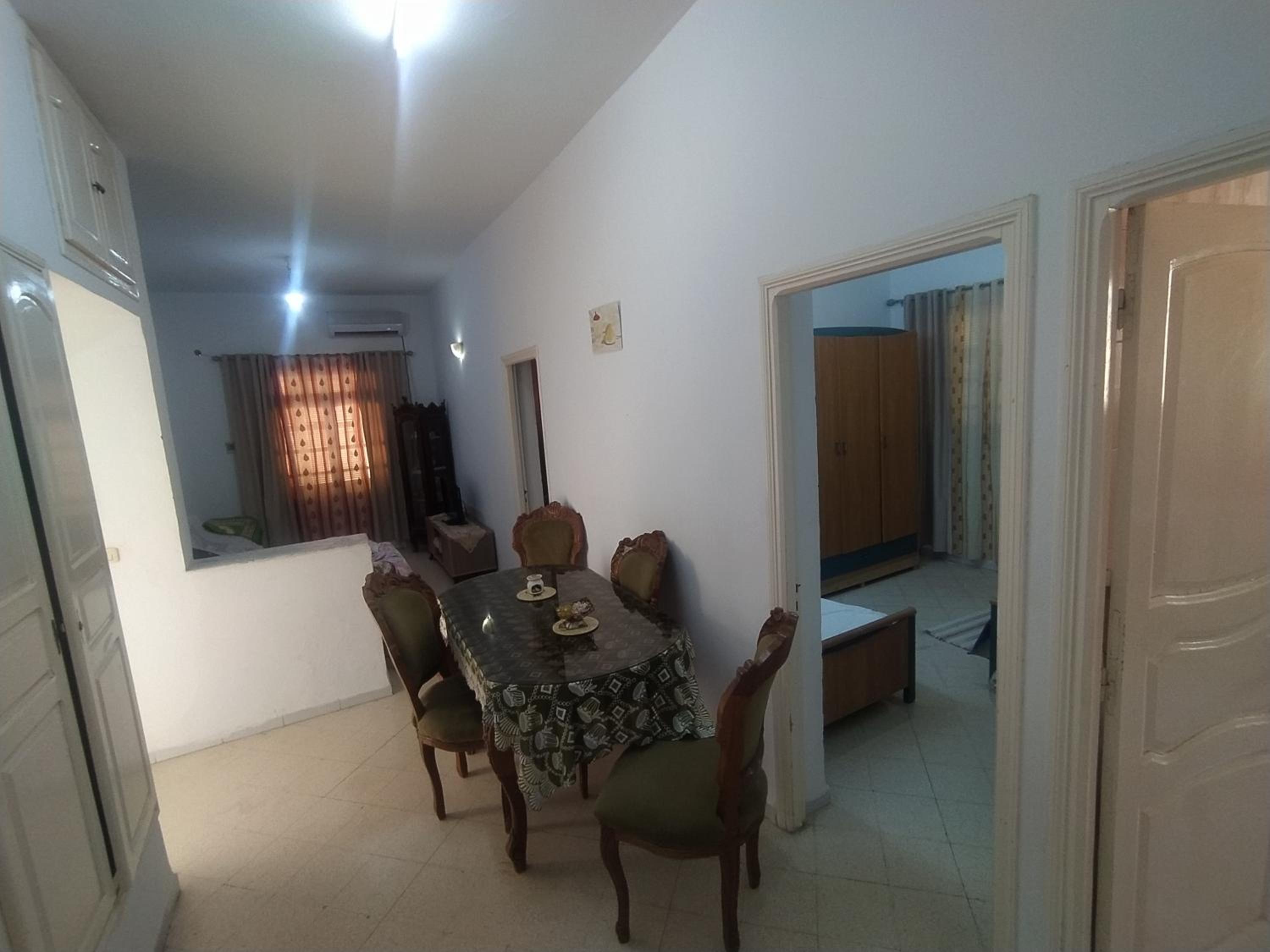 appartement meublé S+2 zone touristique