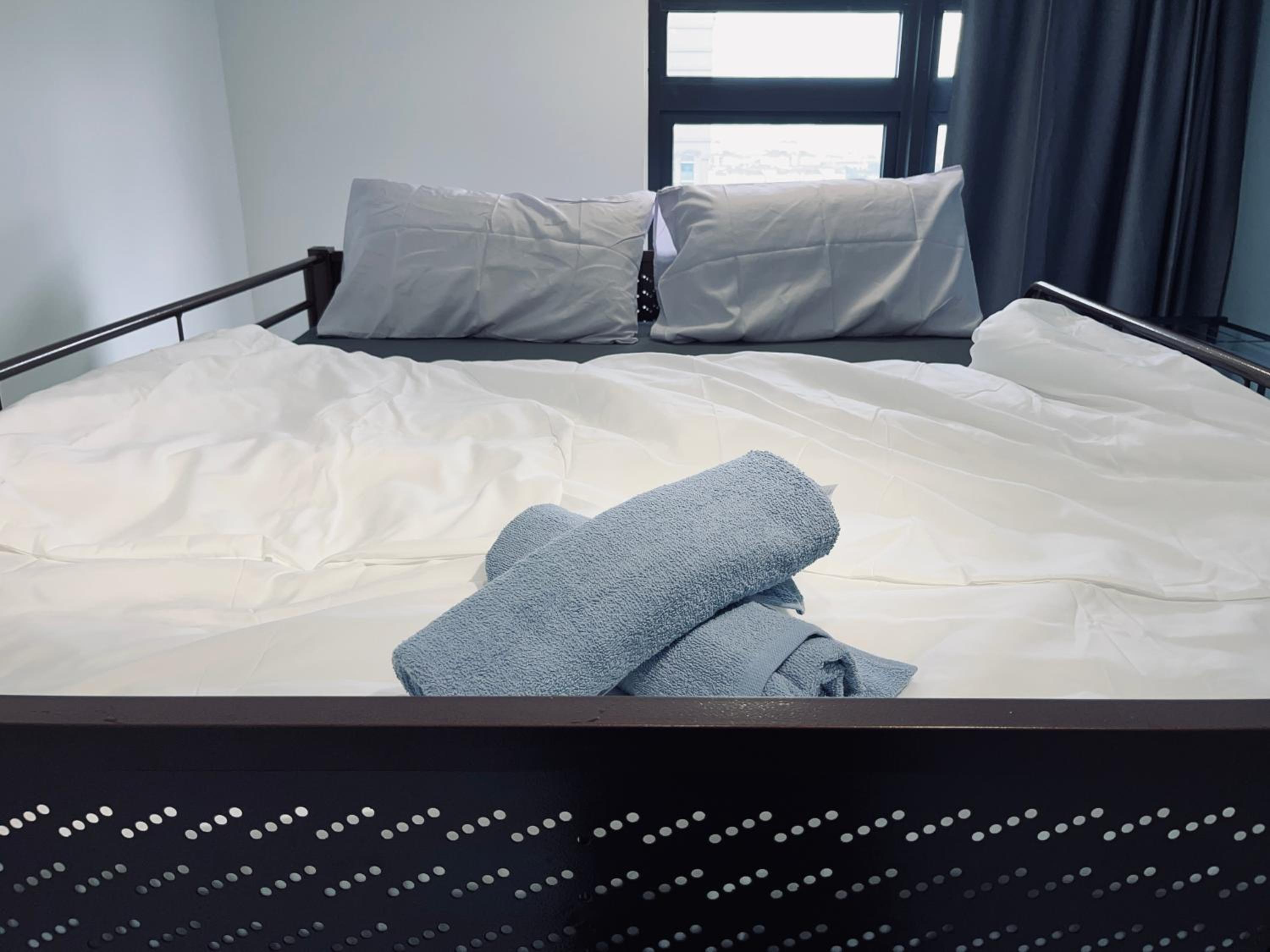 Neu suites advance HomeStay klcc