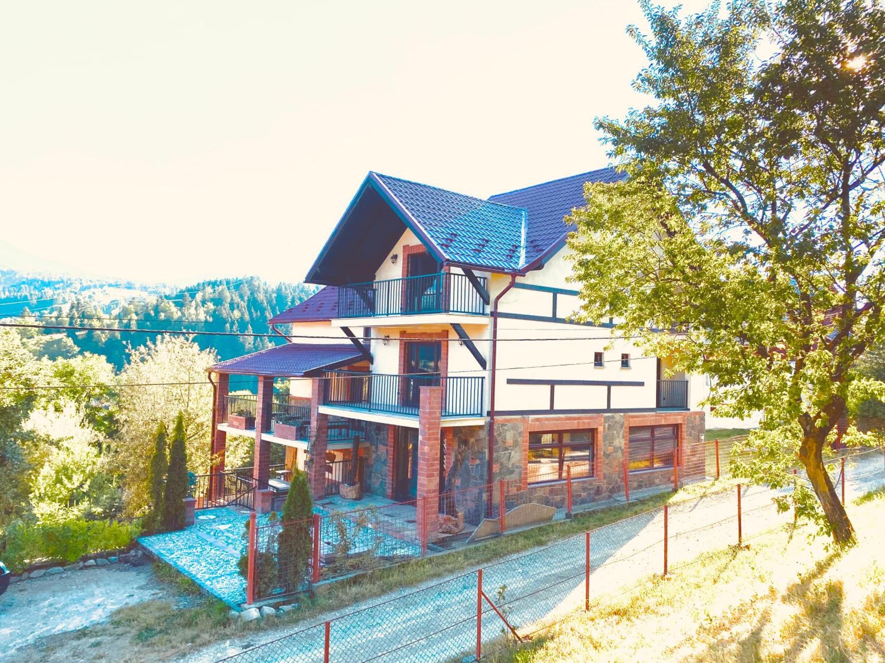 Photo 9