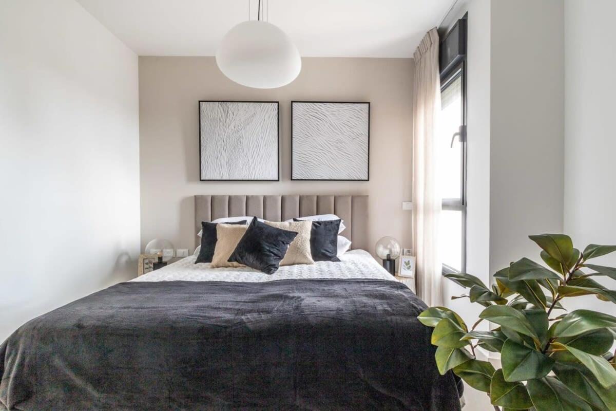 Magical 2BR Parking with amazing view in city gate view 3
