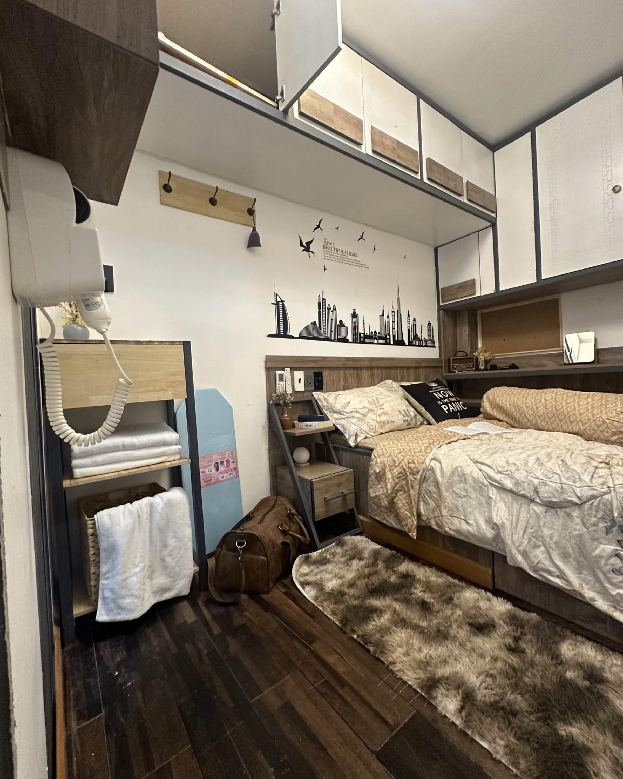 Tom's House 270