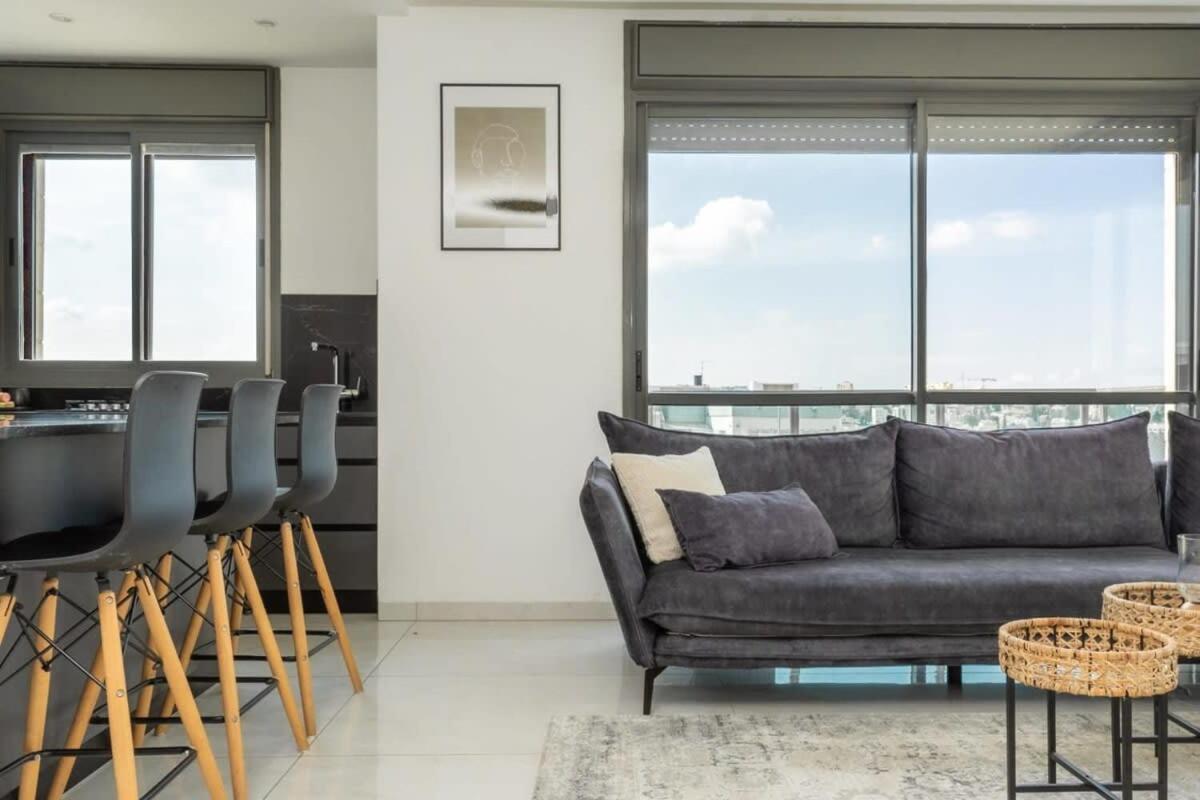 Luxury 3 Bedrooms apartment in Baka view 5