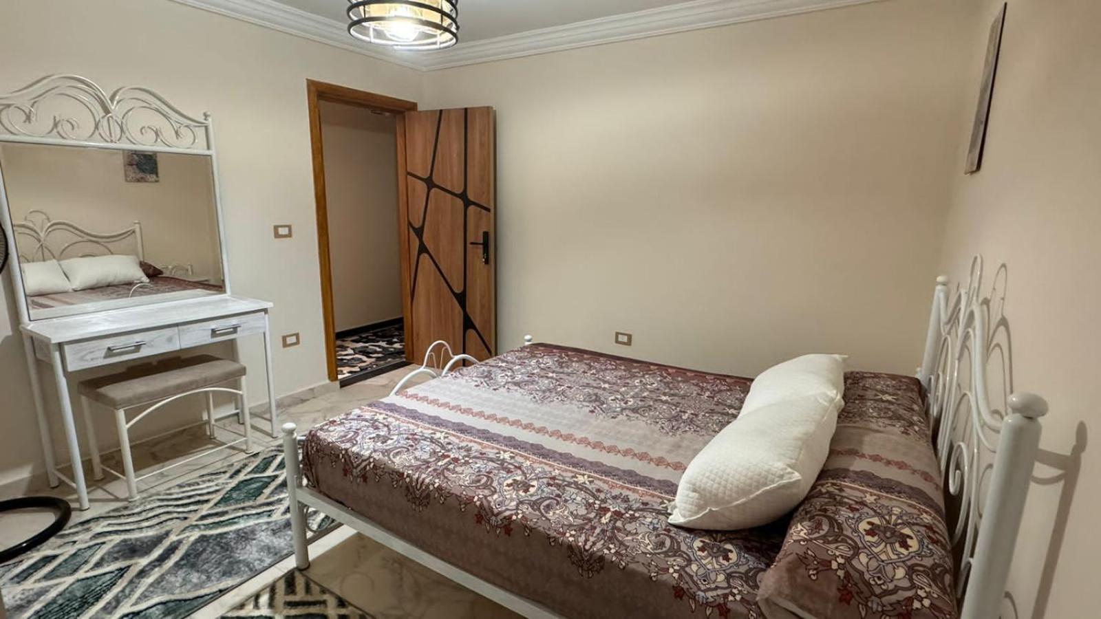 3 Bedroom Luxury Apartment-Maadi 2