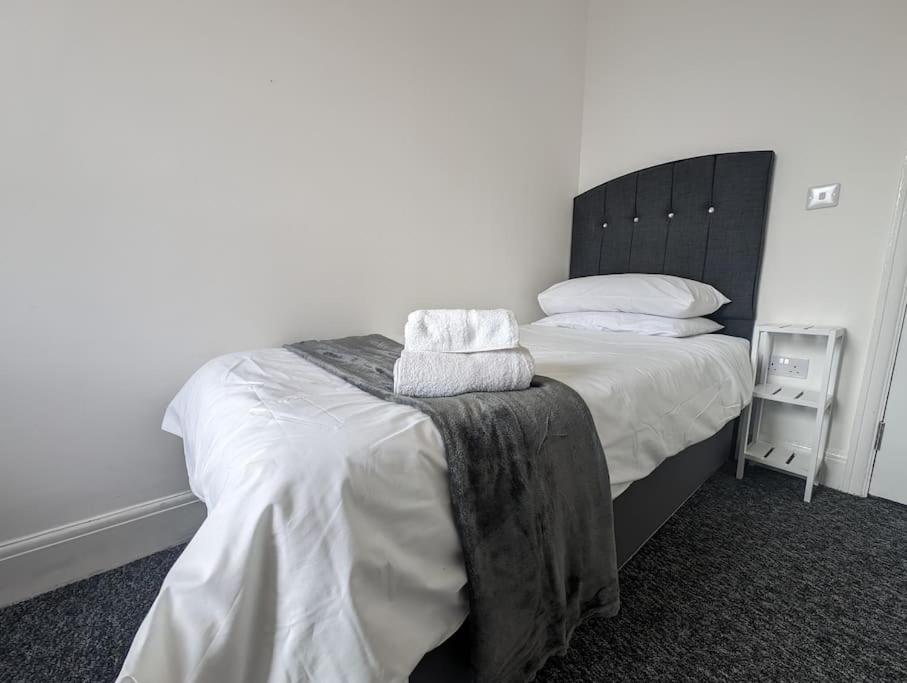 Seaview House - Flat 3 view 4