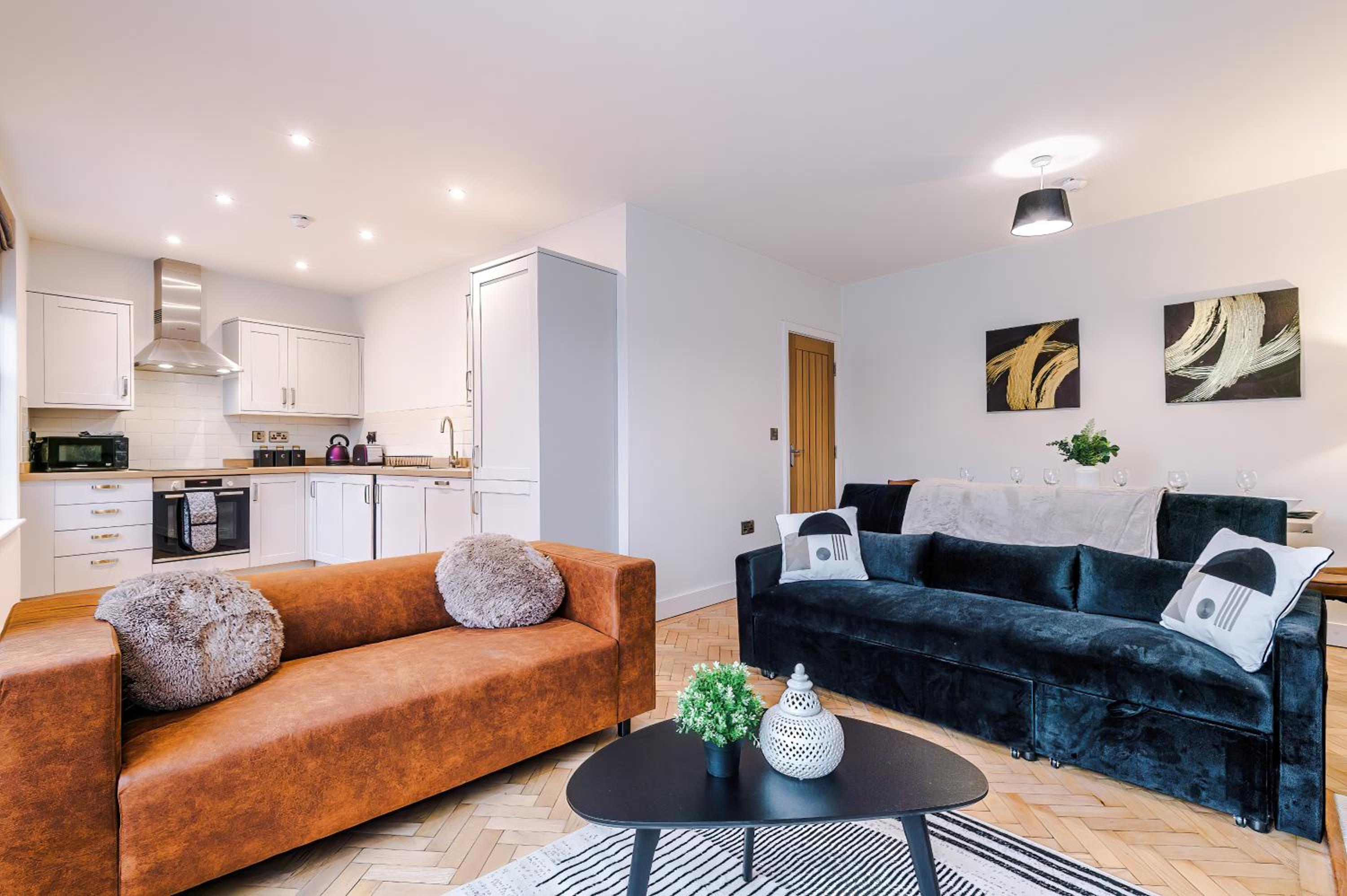 Modern Central York Abode - Roof Terrace photo 3