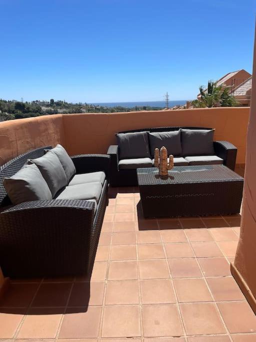 Ruim Penthouse Elviria Marbella met groot terras