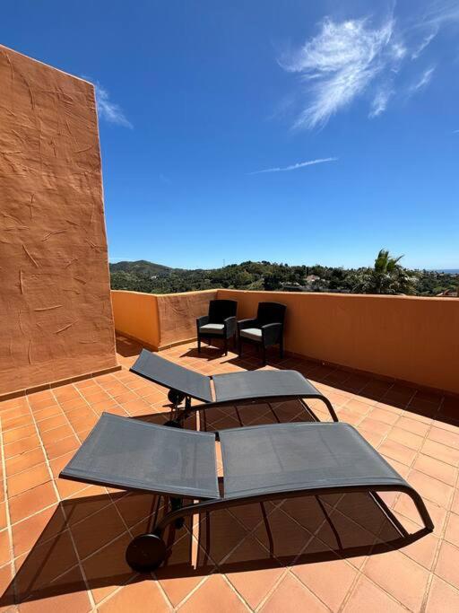 Ruim Penthouse Elviria Marbella met groot terras