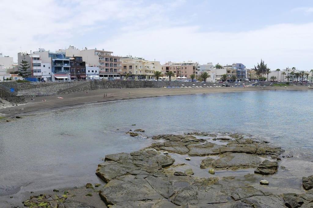 APARTAMENTO Arguineguin en PRIMERA linea de playa