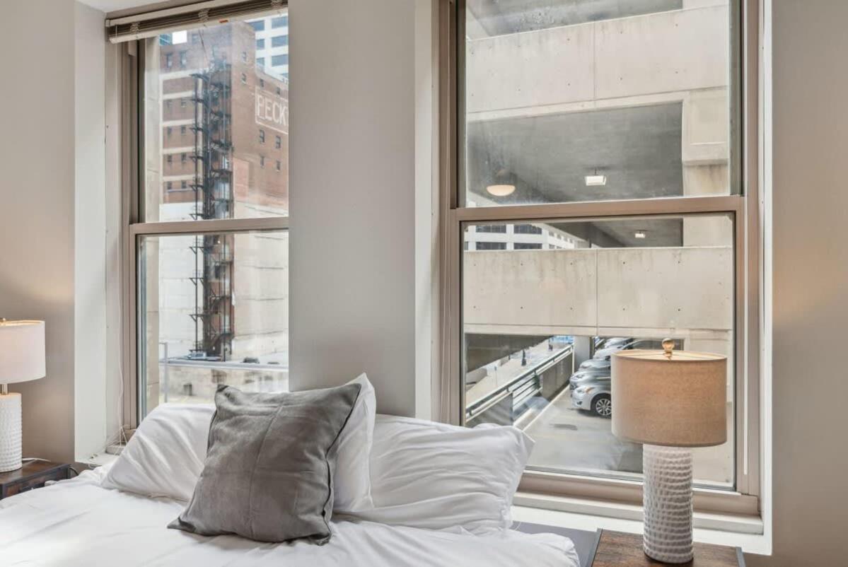 Spacious & Elegant 2BR Downtown Retreat view 5