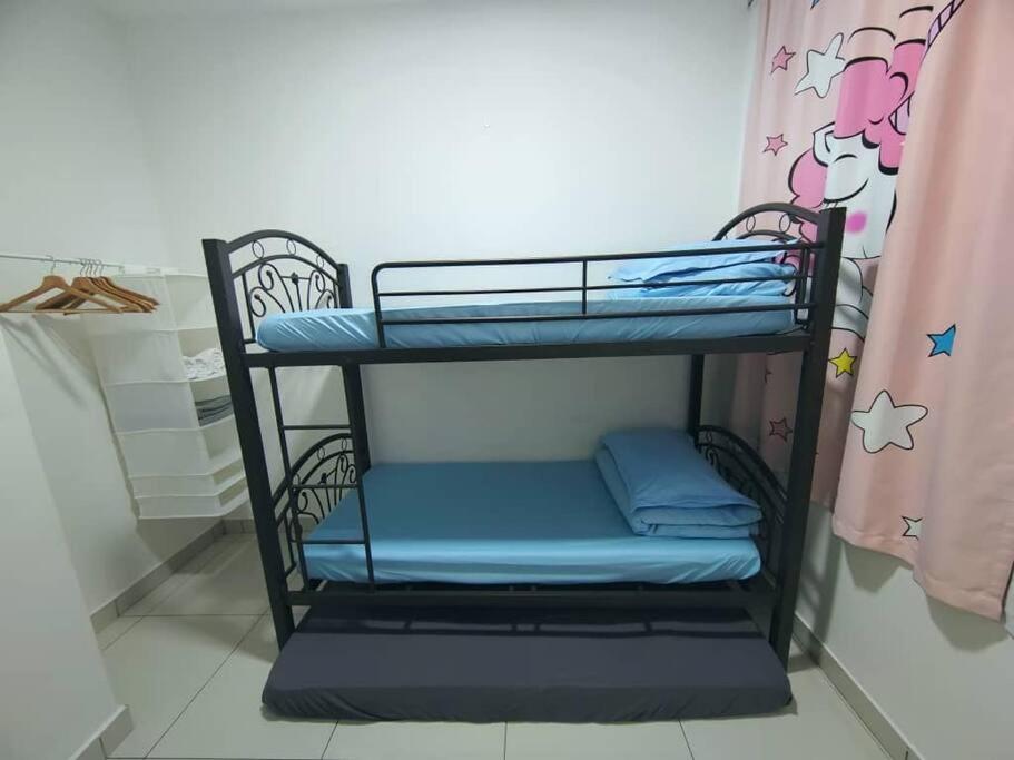 Traders Garden Cozy 2 BR Family Suite with WiFi photo 3