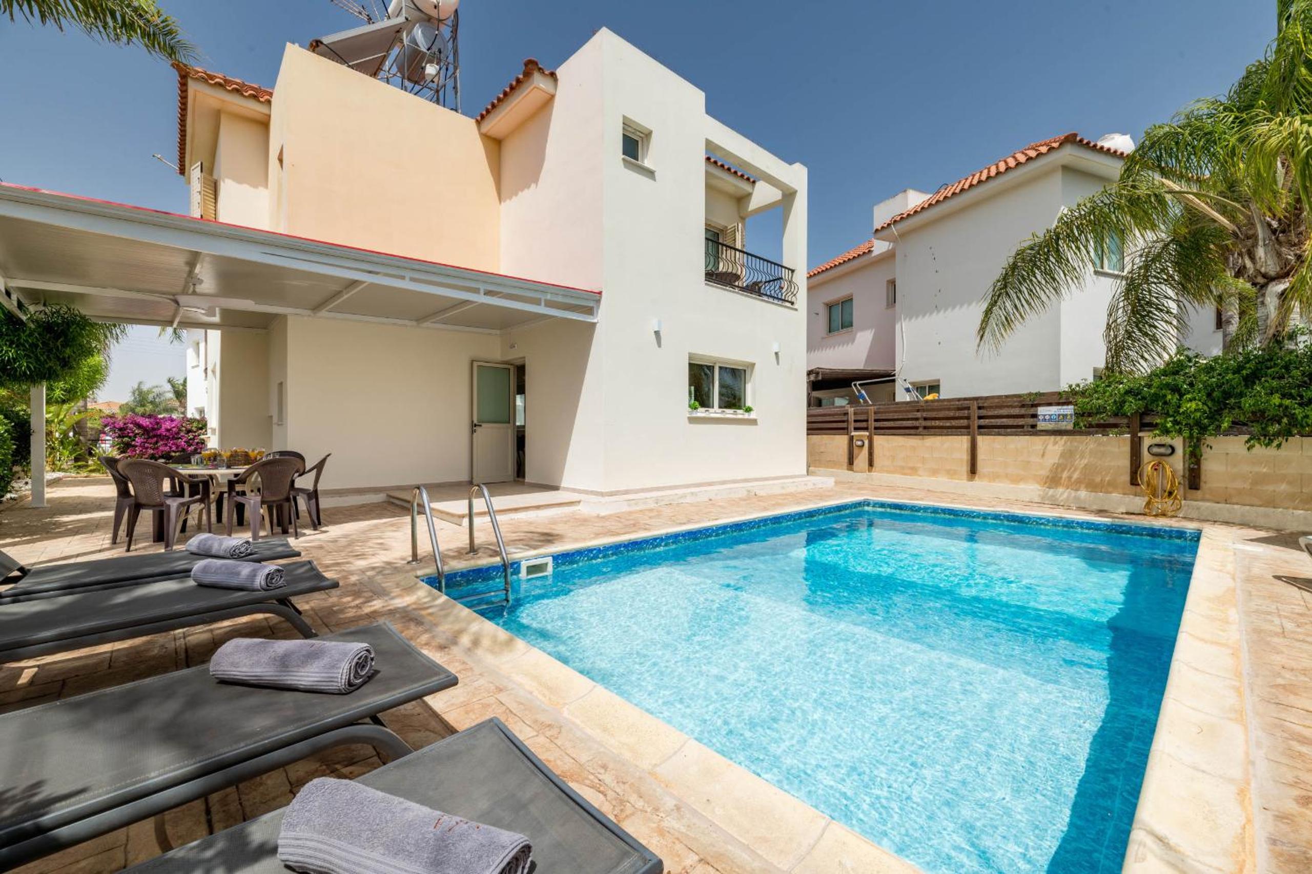 Pernera Blue Villa