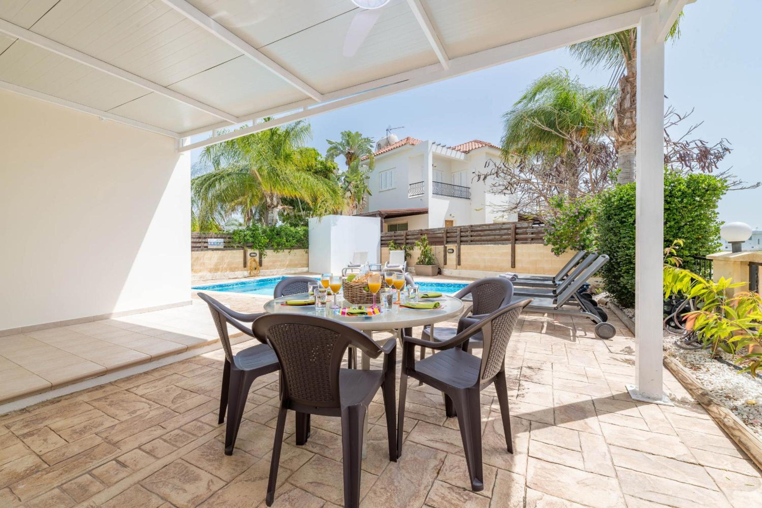 Pernera Blue Villa