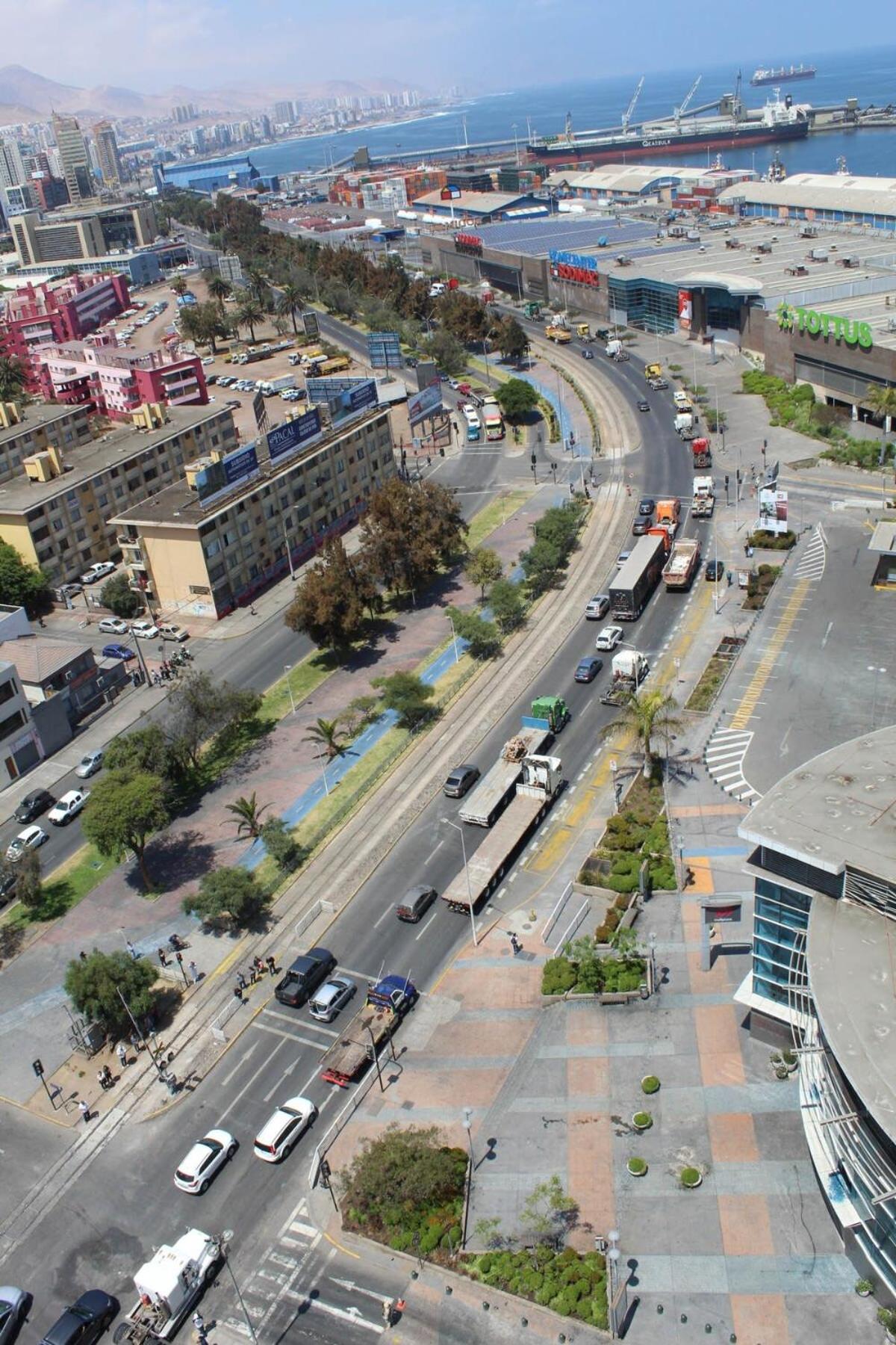HOM I Terraza y Vista Panorámica al Mar I Mall I Wifi I Av Balmaceda PMN 0621
