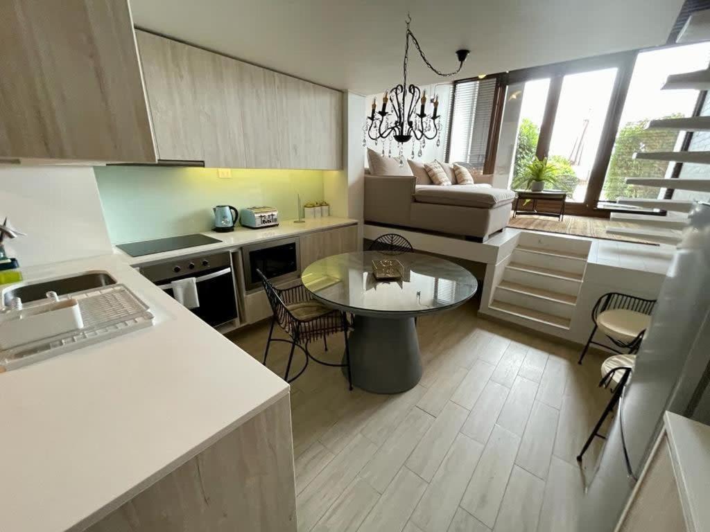 HOM I Loft Jardín I Nuevo I Cerro Baron I Parking