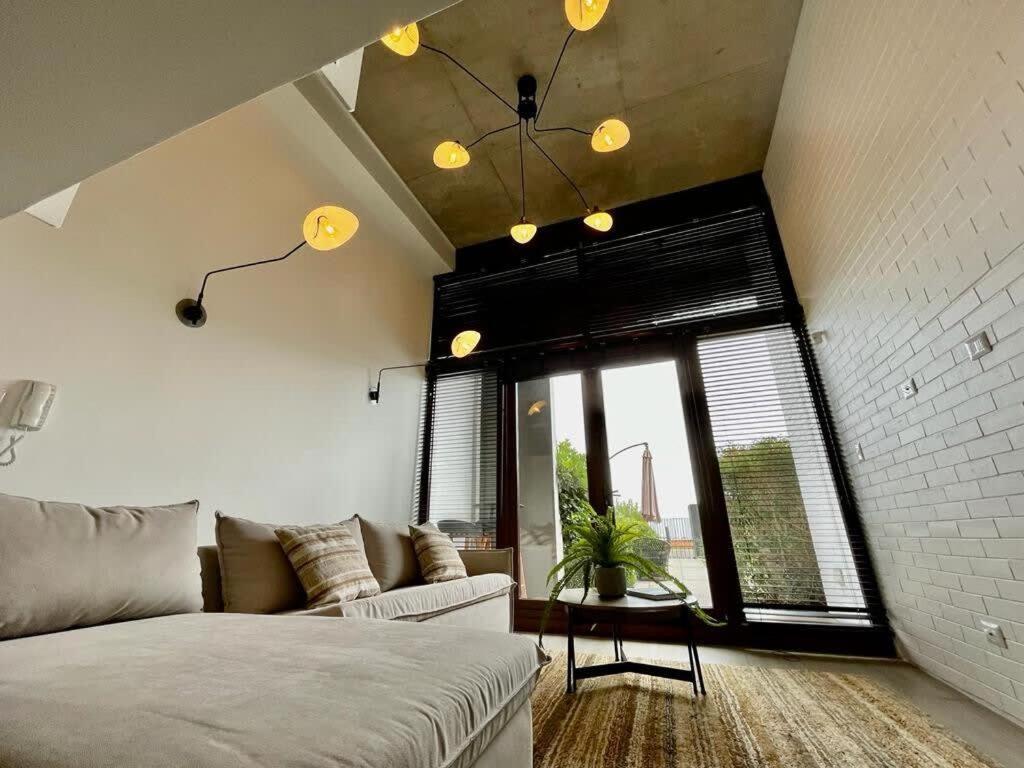 HOM I Loft Jardín I Nuevo I Cerro Baron I Parking