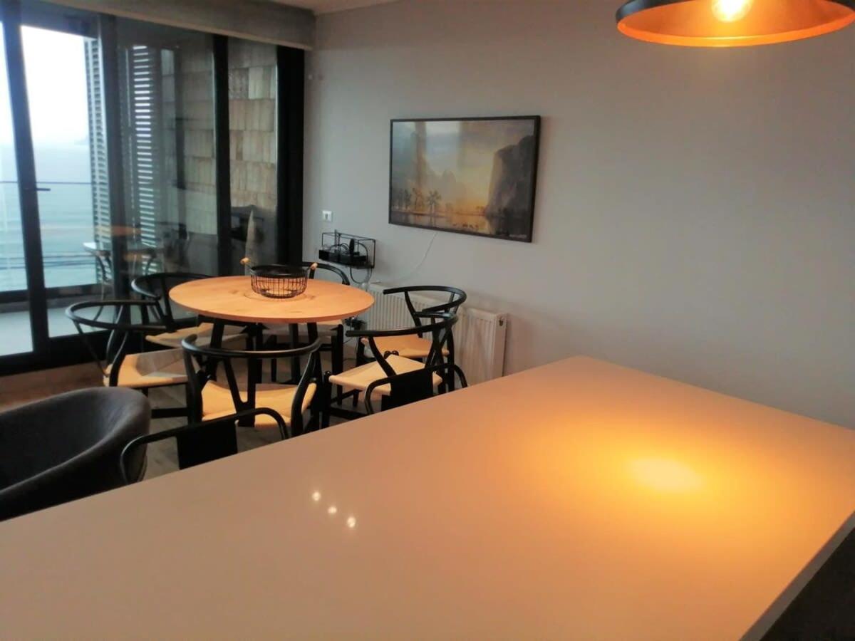 HOM I 3D2B Vista al Lago, Piscina temperada, Estacionamiento, Calefacción Central, WiFi