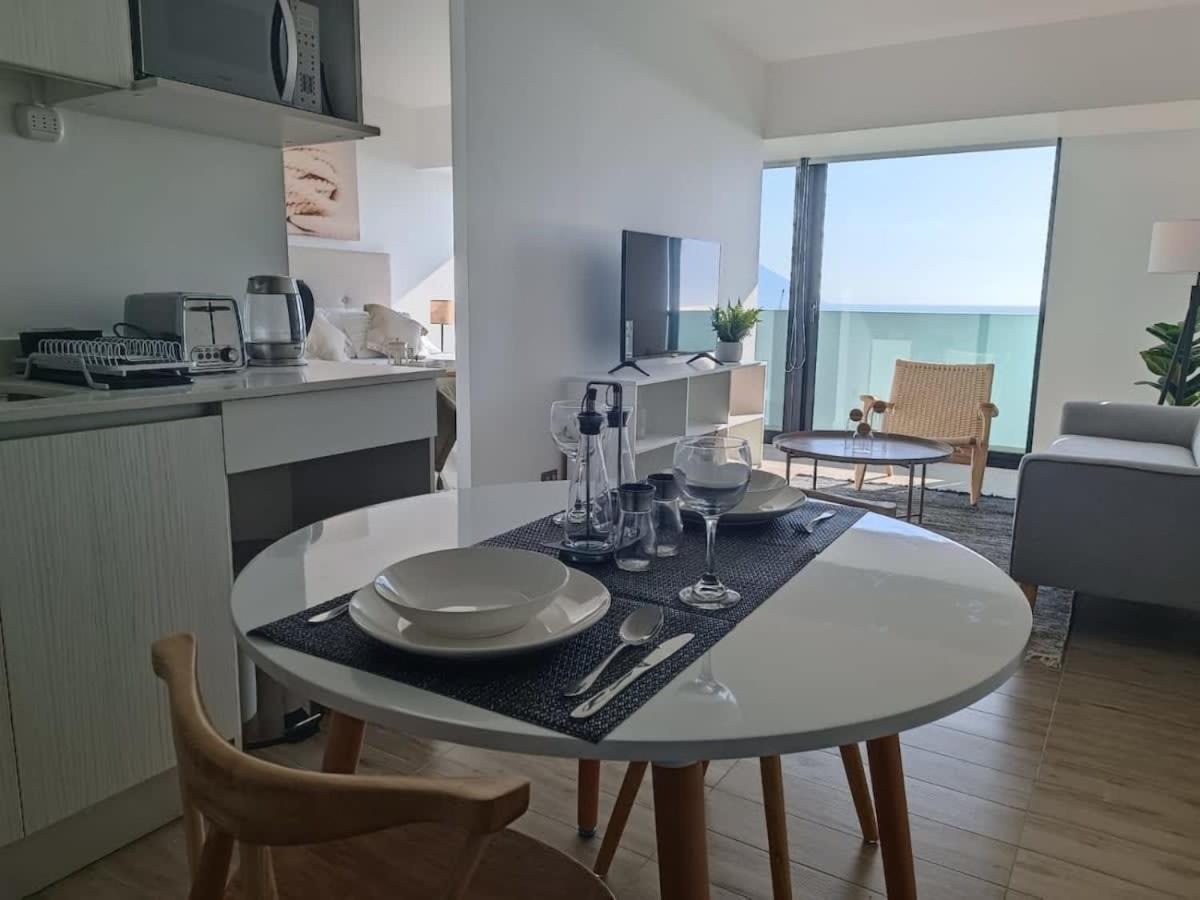 HOM I Ideal para viajes de trabajo I Frente al Mall I Terraza Vista al Mar I Wifi I PNM 1223