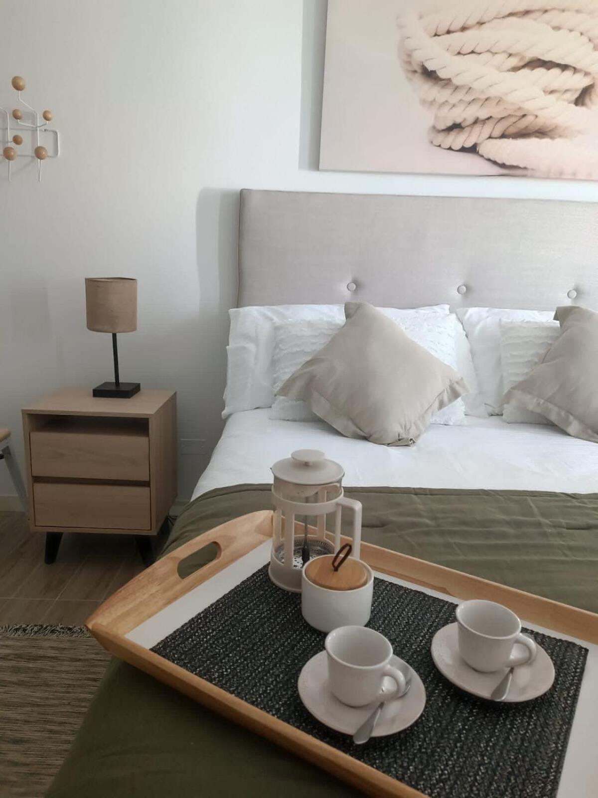 HOM I Ideal para viajes de trabajo I Frente al Mall I Terraza Vista al Mar I Wifi I PNM 1223