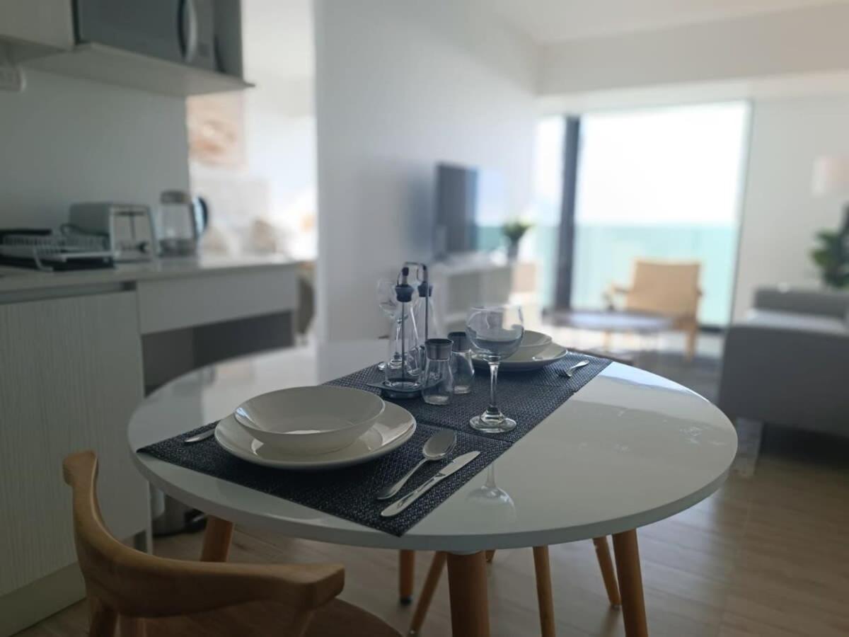 HOM I Ideal para viajes de trabajo I Frente al Mall I Terraza Vista al Mar I Wifi I PNM 1223