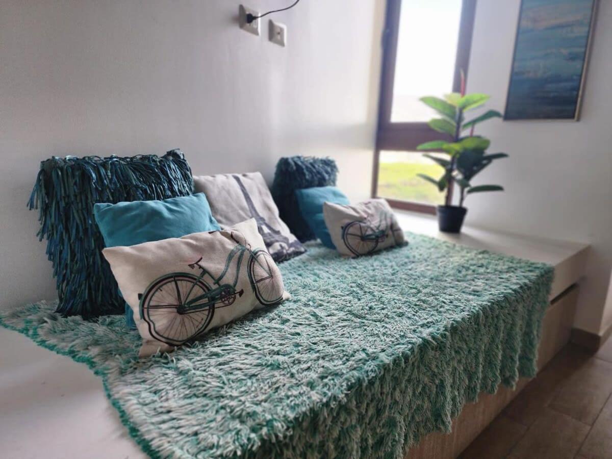 HOM I Amplio Studio a estrenar en Condominio con Terraza 173