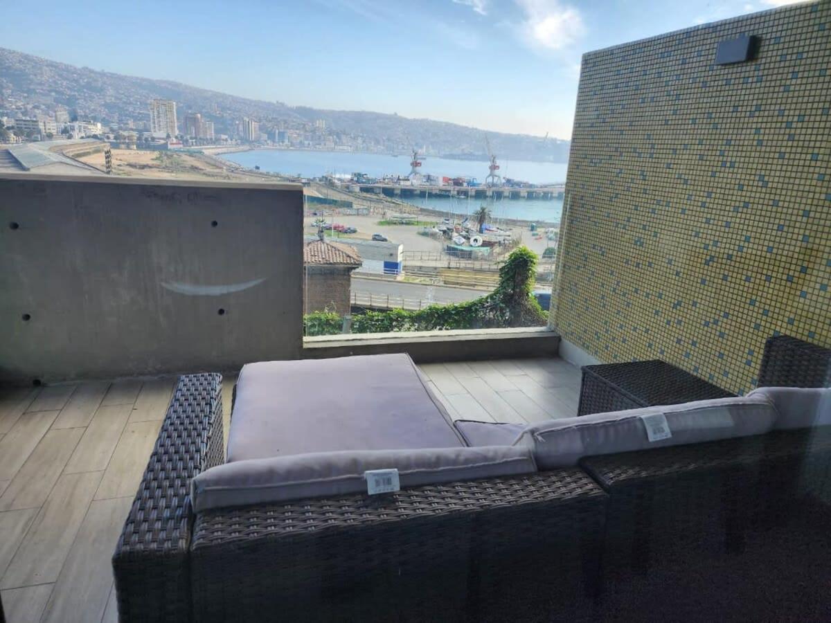 HOM I Amplio Studio a estrenar en Condominio con Terraza 173