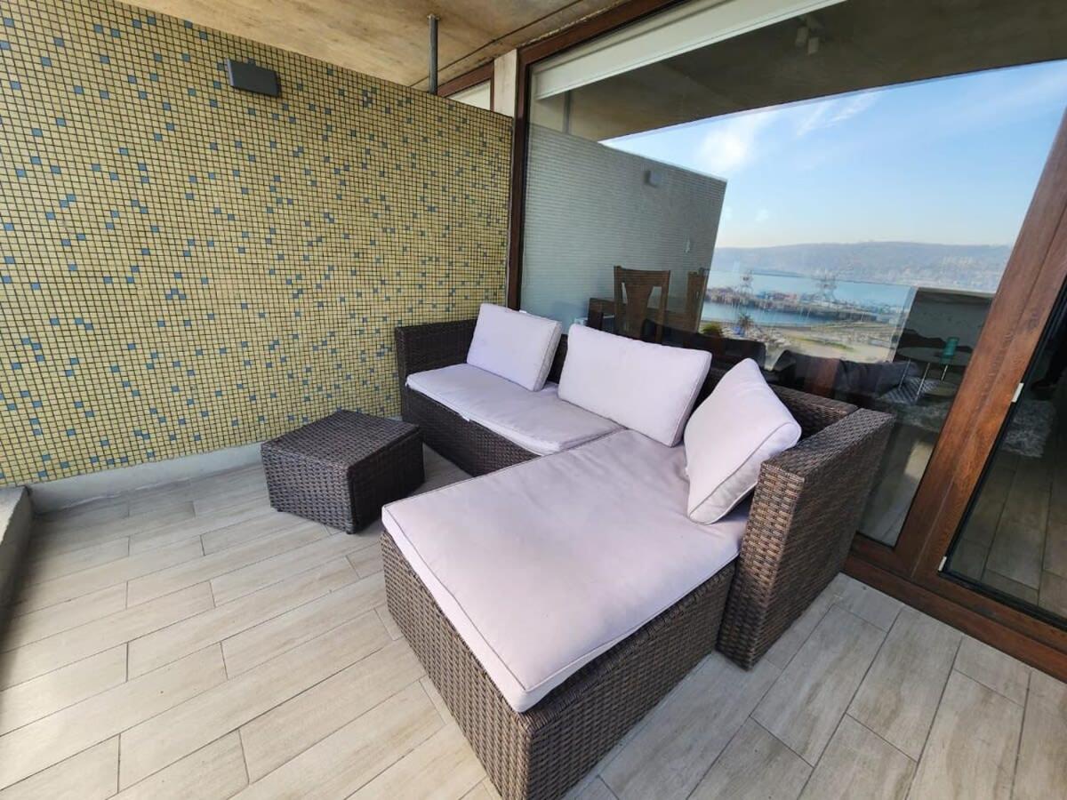 HOM I Amplio Studio a estrenar en Condominio con Terraza 173