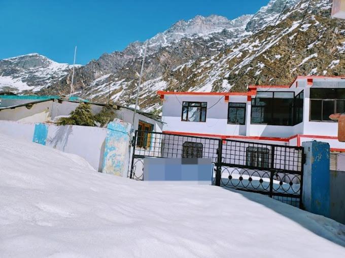Badrinath Guest House view 2